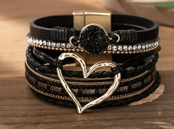 MULTILAYER WRAP BRACELET BLACK HEART